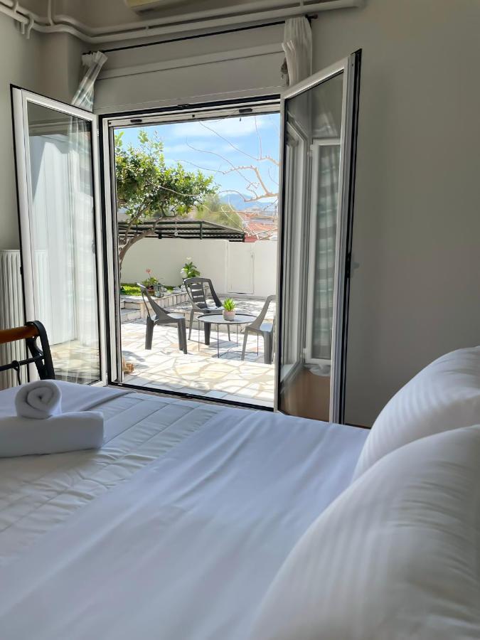 Sunny Beach House Corinth Buitenkant foto