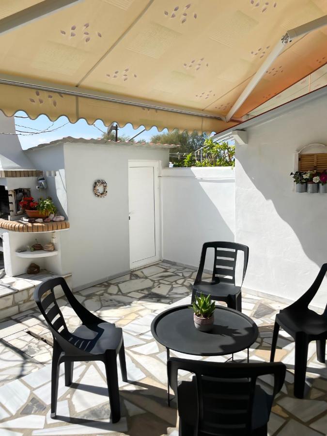 Sunny Beach House Corinth Buitenkant foto