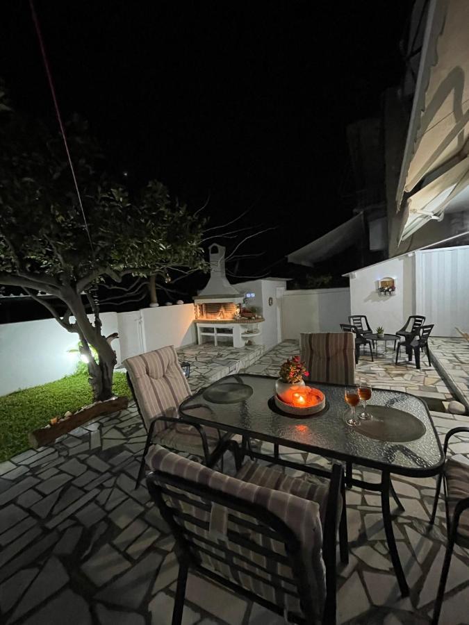 Sunny Beach House Corinth Buitenkant foto