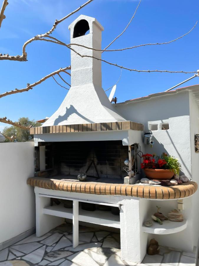 Sunny Beach House Corinth Buitenkant foto